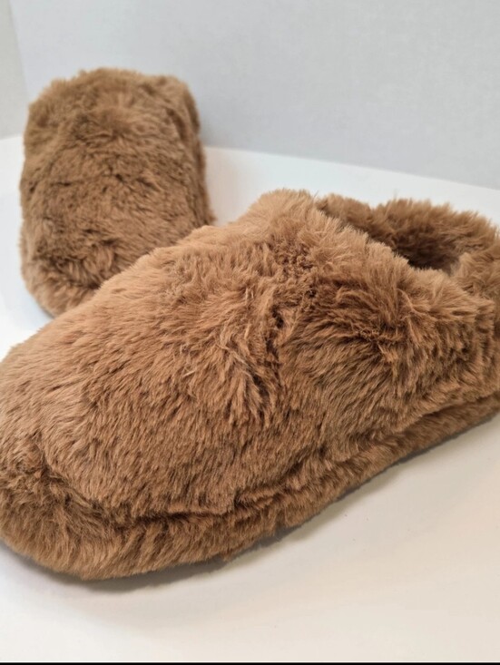 SKIMS Shoes - SKIMS Faux Fur Slipper Camel Color US 4.5/5 EU 35